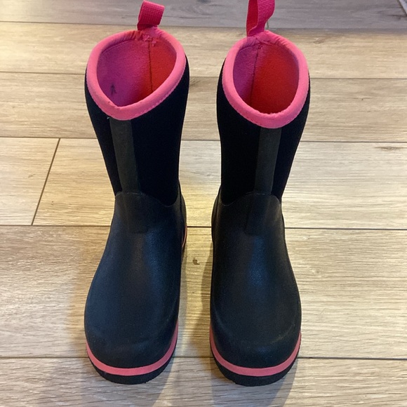 Muck Kids Element Boots - black/pink size 11 - Picture 5 of 9